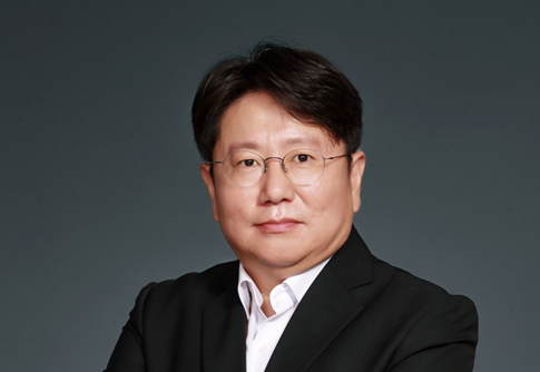 신진웅 대표이사